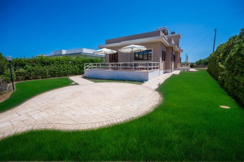 Property building, Garden, Garden view