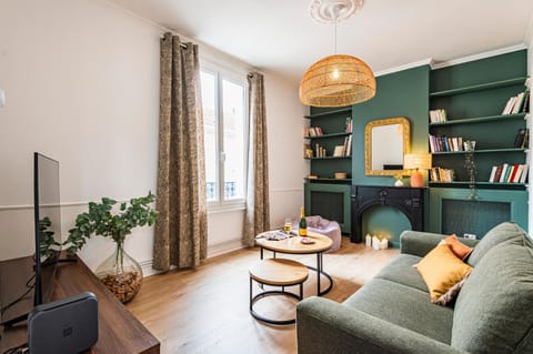 Library, TV and multimedia, Living room