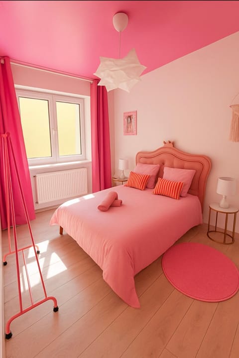 Living room, Bedroom