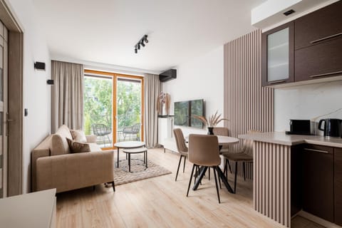 TV and multimedia, Coffee/tea facilities, Living room, Dining area