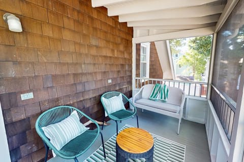 Town of Rehoboth Beach --- 40 Olive Ave Unit #2 House in Henlopen Acres