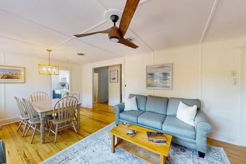 Town of Rehoboth Beach --- 40 Olive Ave Unit #2 House in Henlopen Acres