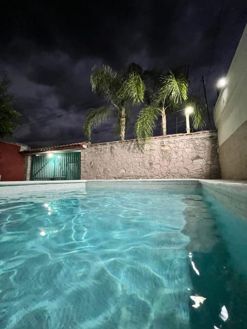 Bonita casa con alberca en Mazatepec, Morelos House in State of Morelos