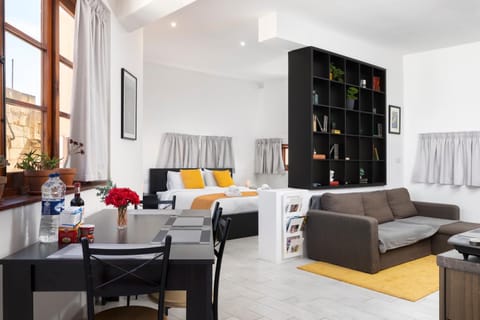 Living room, Dining area, Bedroom
