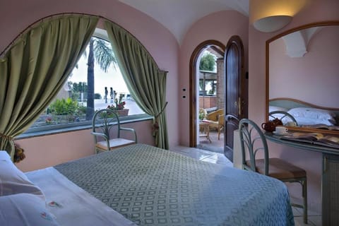 Hotel Carlo Magno Hotel in Lacco Ameno