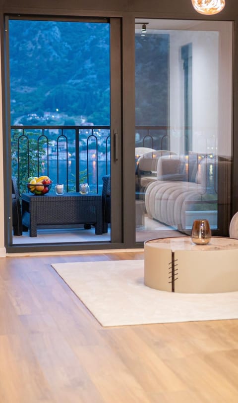 Villa Teona KotorBay Residence Apartment in Dobrota