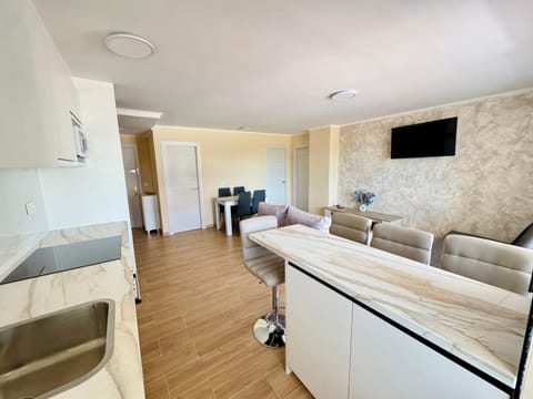 Living room, Dining area, kitchen