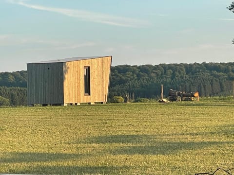Property building, Day, Natural landscape, Landmark view