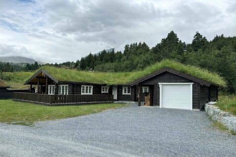 Property building, Day, Neighbourhood, Natural landscape