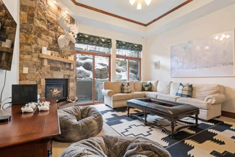 St James Place PL07 Apartment in Beaver Creek