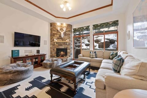 St James Place PL07 Apartment in Beaver Creek