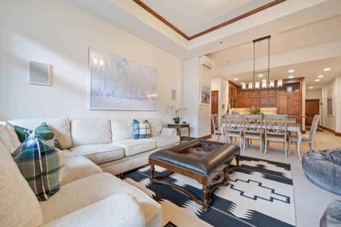 St James Place PL07 Apartment in Beaver Creek