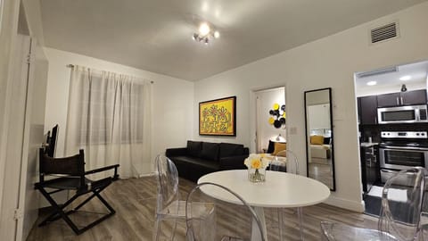 Nice 2 bedrooms near the beach Apartment in Flamingo Lummus