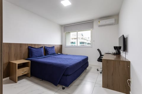 Bed, View (from property/room)