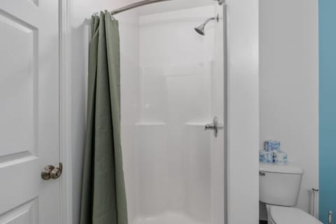 King suite with Lake View Inn in Michigan