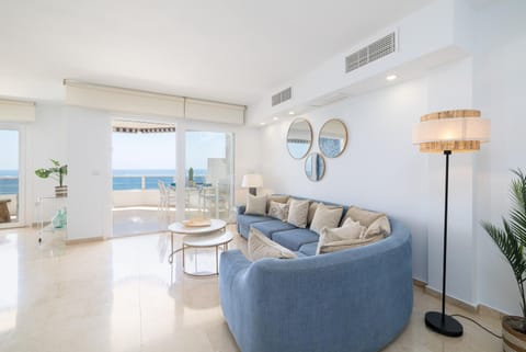 Luxury Duplex Pez Espada by AORA STAY Apartment in Torremolinos