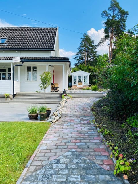 Property building, Garden view
