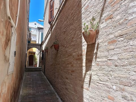 Inner courtyard view
