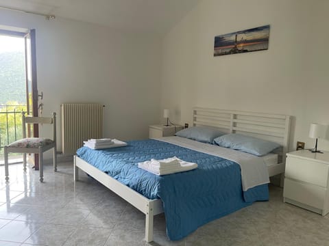 Bed, Balcony/Terrace, Bedroom