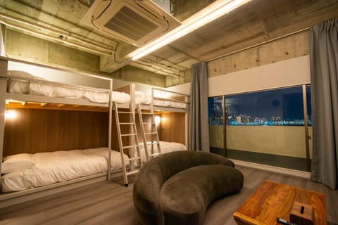 bunk bed