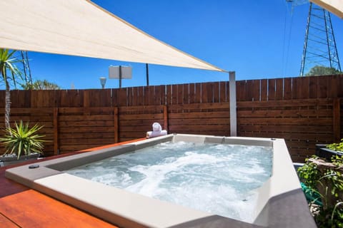 Day, Hot Tub