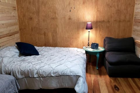 Dreamy Treehouse Cabin Oasis Near Piney River, Tennessee Cabin in Watts Bar Lake