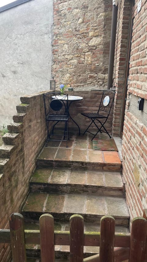 Ampio appartamento centro storico Apartment in Emilia-Romagna