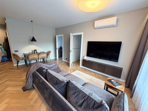 Two bedroom LUXURIOUS Spacios Apartment Apartment in Vilnius