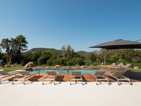 Patio, Swimming pool