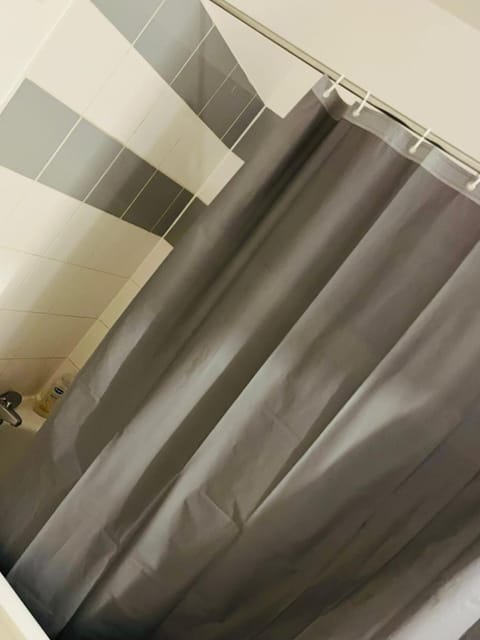 Chambre pinsel Vacation rental in Île-de-France