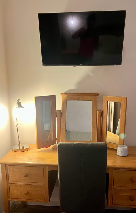 Hillhouse Apartment in Wales