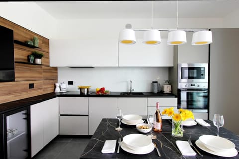 Kitchen or kitchenette, Dining area, stove, kitchen