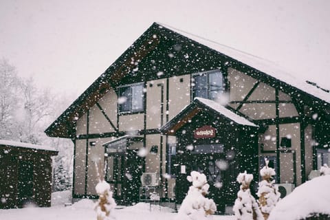 Property building, Winter
