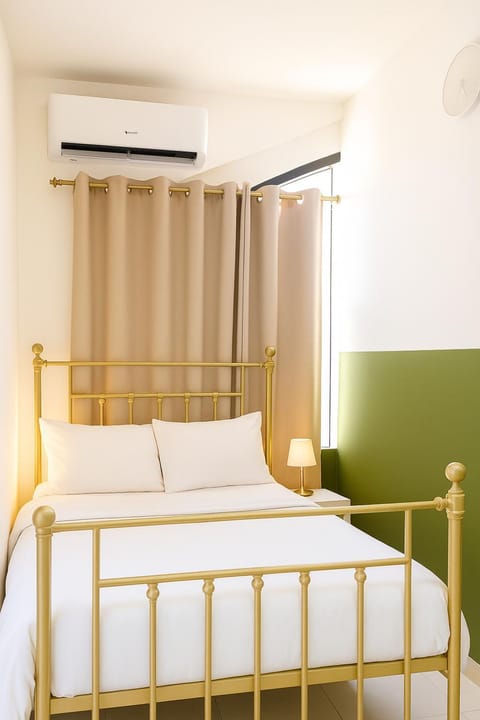 Bed, air conditioner