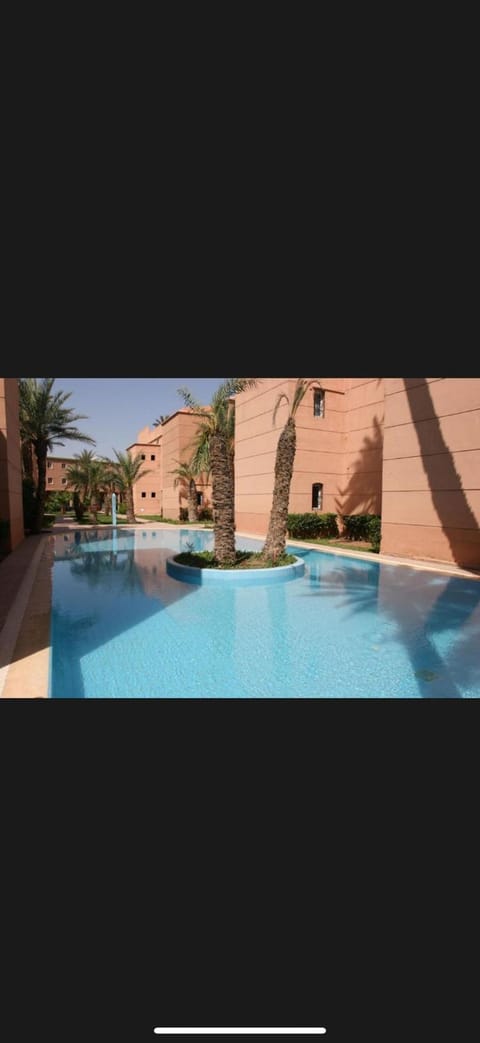 Pool view, Swimming pool, sunbed