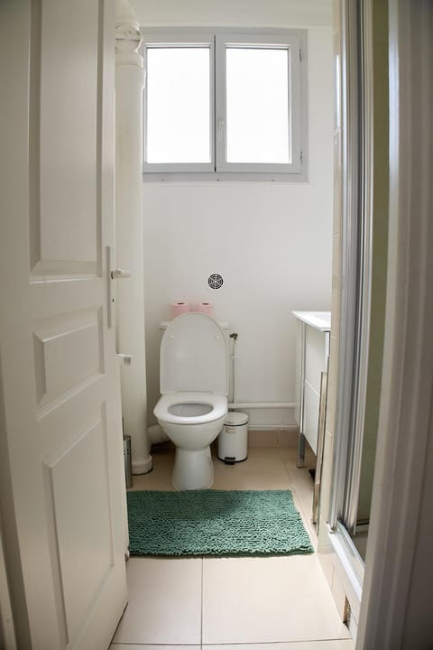 Paris Tour Eiffel Apartment in Paris