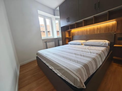 Trilo Orologio Apartment in Province of Brescia