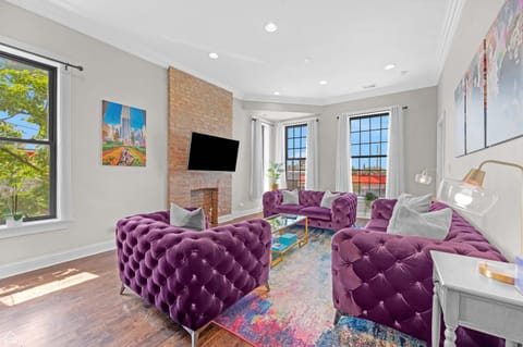 Modern, Spacious 3br Apt Minutes To Downtown! Apartment in Lower West Side