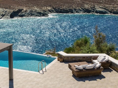 View (from property/room), Landmark view, Mountain view, Sea view, Swimming pool