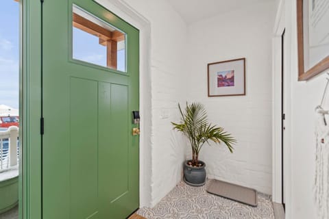 Rifugio: 2BR w/IR Sauna Near Trails & Adventure Bed and Breakfast in Superior