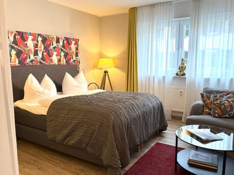 Bed, Photo of the whole room, Seating area, Bedroom