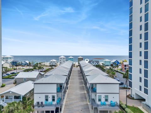 Property building, Day, Natural landscape, Sea view, Location