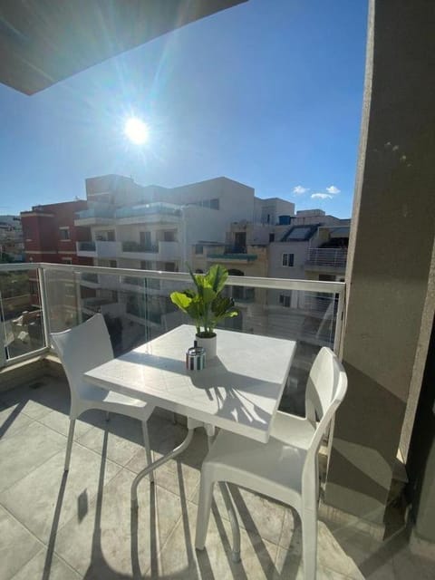 Balcony/Terrace, Balcony/Terrace