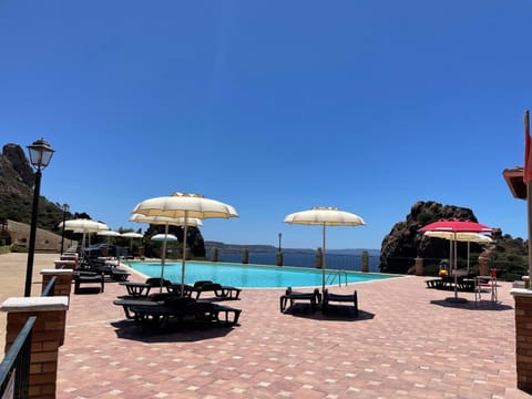 Pool view, Swimming pool, sunbed