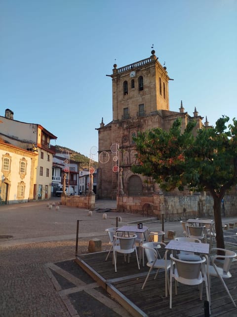 Landmark view, Location