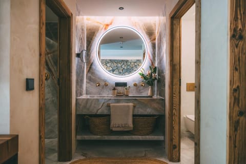 Shower, Bathroom, towels