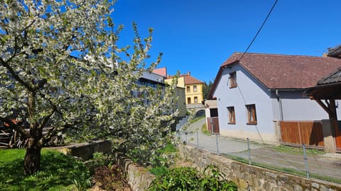 Property building, Street view