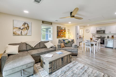 Lake Hamilton Retreat with Kayaks and Spacious Yard! House in Rockwell