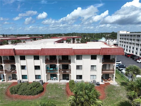 Ocean & Racquet 8315 House in Saint Augustine Beach