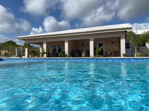Property building, Day, Pool view, Swimming pool
